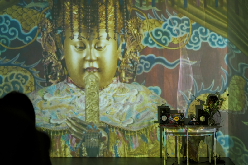 About Diasporic Divinity