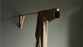 Hung 썸네일